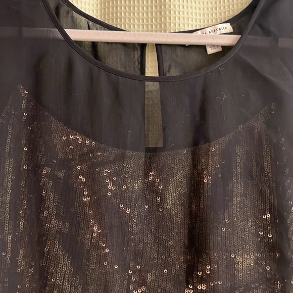 Black/gold top - Picture 3 of 7